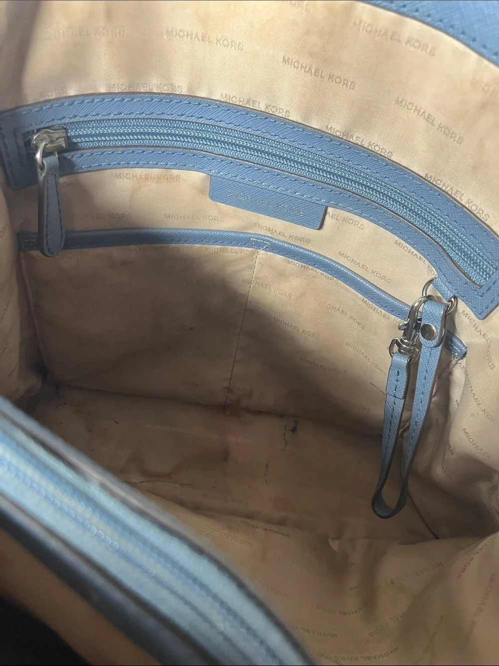 Michael Kors Jet Set Saffiano leather tote bag with silver-tone hardware.